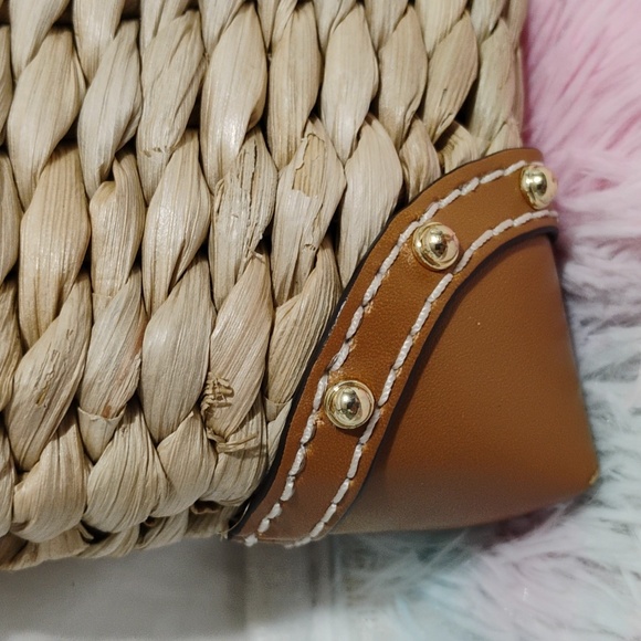 NWOT Michael Kors Malibu Straw Watermelon XL Zip Clutch - Picture 5 of 12